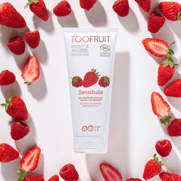 Sữa tắm hữu cơ cho bé 3-14 tuổi Toofruit mâm xôi - dâu 200ml