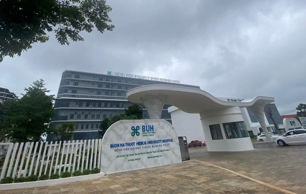 Vụ sản phụ gãy sườn sau khi sinh: Thông tin tống tiền là do… hiểu lầm!