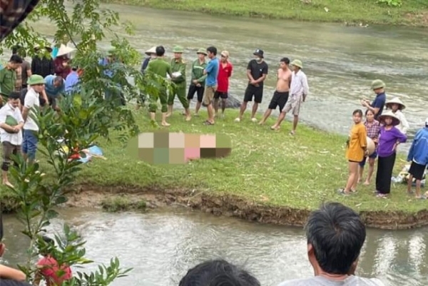 Ba nữ sinh đuối nước