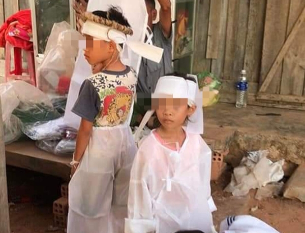 Đắk Lắk: Khâm liệm xong cho vợ, người chồng ra khu rẫy sau nhà treo cổ tự tử