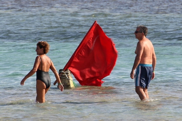 Bị cá mập tấn công, 2 du khách nước ngoài thiệt mạng ở Ai Cập