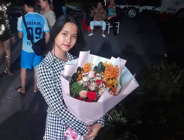 Bé gái ở TP.HCM mất tích, từng nhận tiền từ người lạ: Ba mẹ cầu cứu