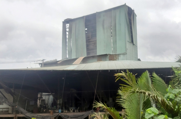 Nổ lò sấy lúa, một người chết