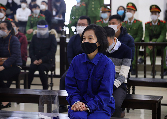 17 cựu cán bộ hầu tòa trong vụ 3 ngân hàng bị lừa hơn 370 tỉ đồng