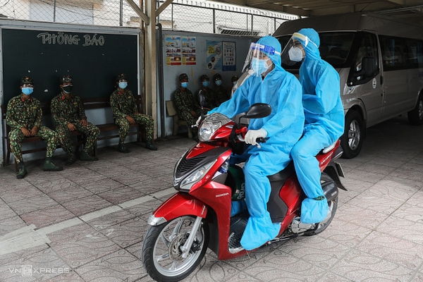 TP HCM sẽ dừng 400 trạm y tế lưu động