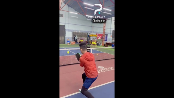 Tập Speed up cùng máy bắn bóng PUSUN PP SMART PRO