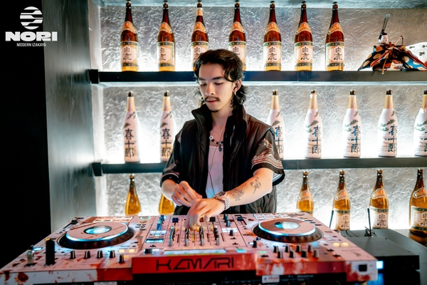 Âm nhạc dj