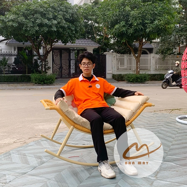Ghế bập bênh bán nguyệt, ghế bập bênh thư giãn Bản Mây khung thép mây nhựa decor ban công, sân vườn