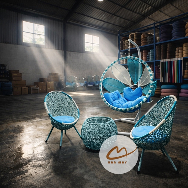 Bàn Ghế Mây Nhựa Ngoài Trời, Xích Đu Cánh Hoa Phối Cảnh Sáng Màu Cho Góc Sân Vườn Và Ban Công