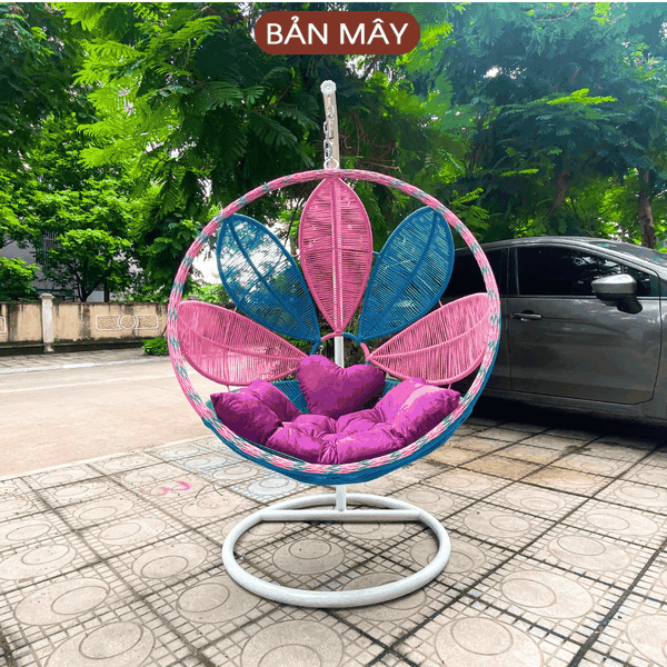Xích đu cần đơn cánh hoa