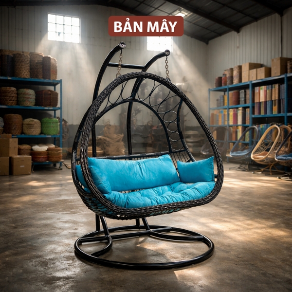 Xích Đu Sân Vườn Bán Nguyệt Cần Kép – Không Gian Tụ Họp 3 Người Vững Chãi