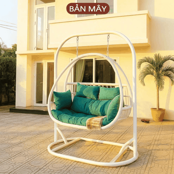 Xích đu bầu dục lồng trắng đệm xanh