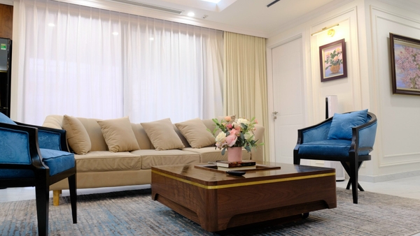 Nội thất chung cư gỗ óc chó Gia Lâm, Hà Nội