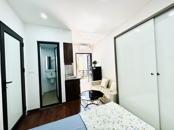 Bán gấp nhà dịch vụ phố Trần Quốc Vượng, 9 phòng KK, full nội thất, có PCCC giá 9 tỷ.