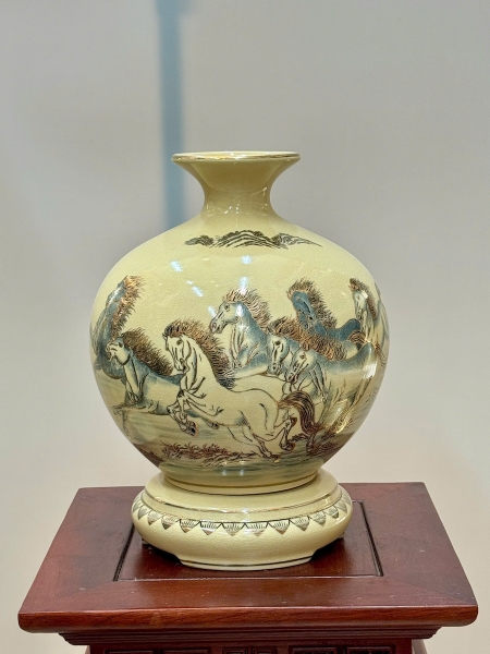 Bình Hút Lộc Mã Đáo Thành Công Cao 29cm Gốm Chu Đậu Vẽ Vàng