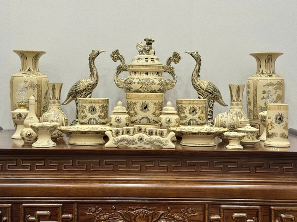 Bộ Thờ Ban 1m97 + Bộ Đỉnh Hạc Vẽ vàng 24K