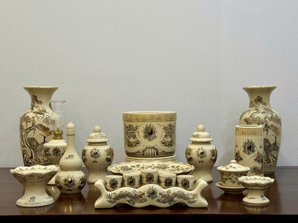 Bộ Thờ Họa Tiết Rồng Ban Thờ 1m27-1m57 vẽ vàng 24K