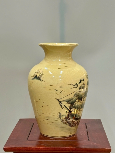 Bình Thiên Hương Cao 28cm Thuận Buồm Xuôi Gió Vẽ Vàng