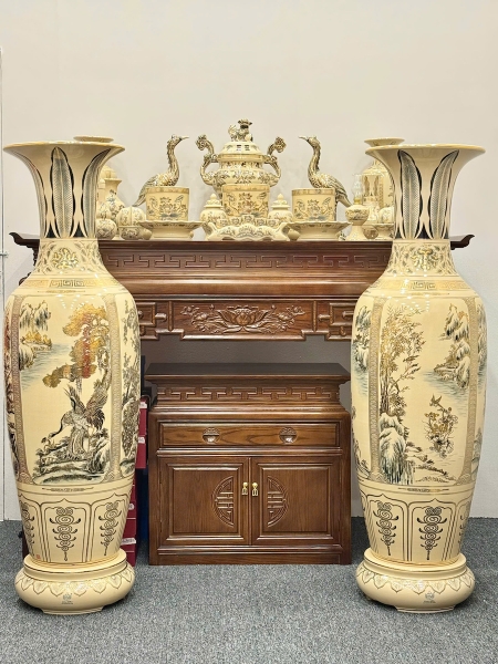 Bộ Đồ Thờ Bát Hương Hoa Sen Cho Ban Thờ 1,75m đến 1,97m + Đôi Lục Bình 2 Bên