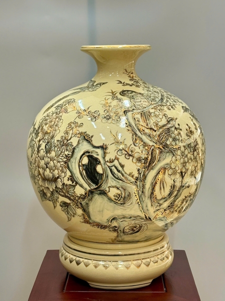 Bình Tài Lộc Hoạ Tiết Chim Đào Cao 42cm Gốm Vẽ Vàng