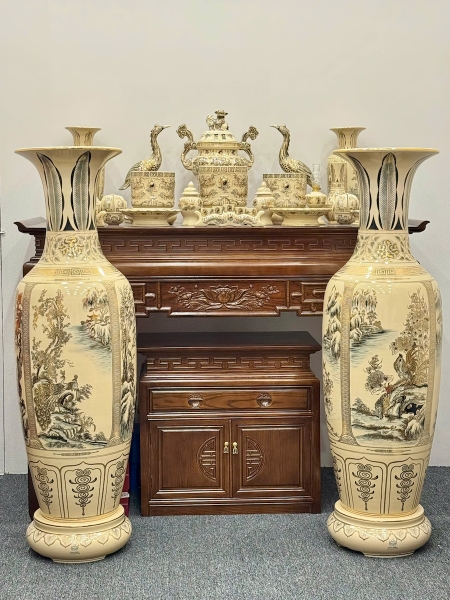 Bộ Đồ Thờ Bát Hương Rồng Đắp Nổi Ban Thờ 1,75m đến 1,97m Gốm Vẽ Vàng