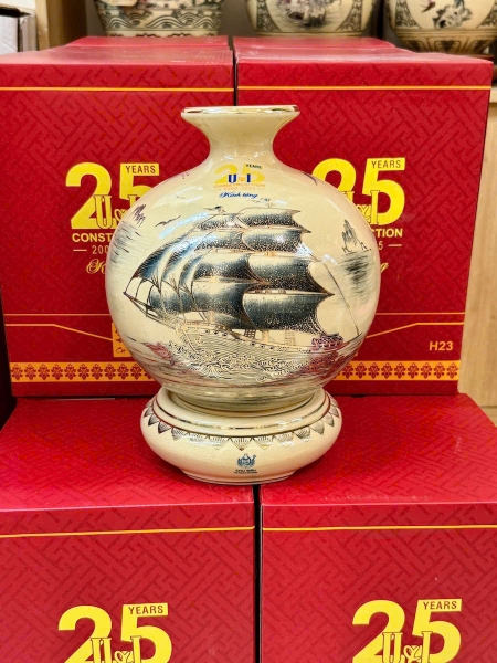 Bình Tài Lộc In Logo Kỷ Niệm Thành Lập Công Ty