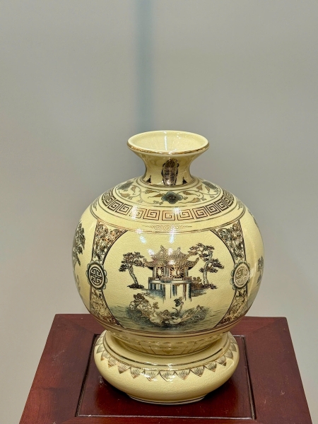 Bình Hút Lộc Tứ Cảnh Hà Nội Cao 27cm Gốm Chu Đậu Vẽ Vàng