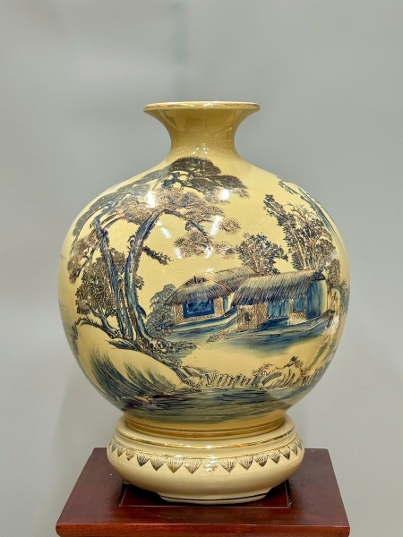 Bình Hút Tài Lộc Sơn Thuỷ Hữu Tình Cao 42cm Gốm Chu Đậu Vẽ Vàng