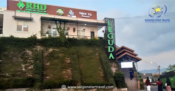 Review Nhà hàng Leguda Đà Lạt: Giá vé buffet rau và bí kíp chọn bàn view đẹp
