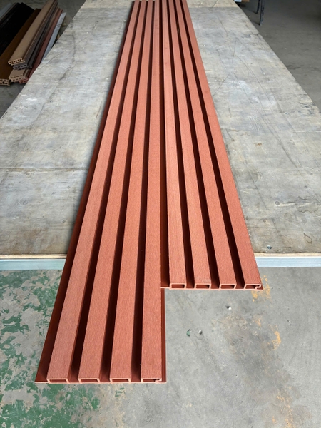 CQ RED 301 219x26x2900 Lam 4 Sóng ngoài trời