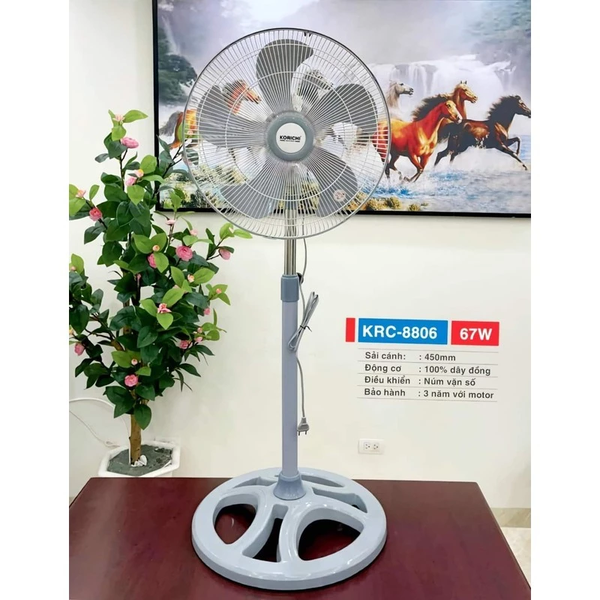Quạt điện Korichi KRC-8806 - Công suất 67W - 5 cánh điều khiển núm vặn -Bảo hành chính hãng 12 tháng