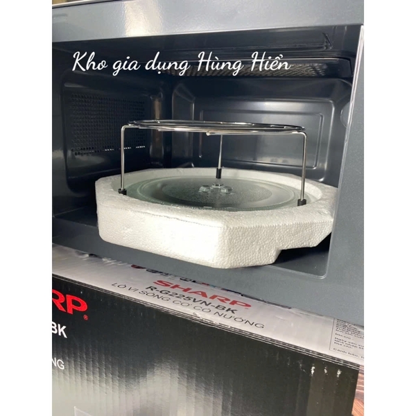 Lò Vi Sóng kết hợp nướng Sharp R-G225VN-BK - Dung tích 23 lít - Công suất 700-1000W - Hàng chính hãng bảo hành 12 Tháng