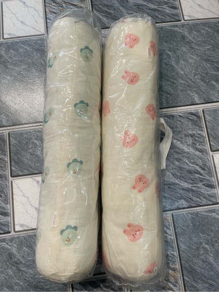 Gối ôm cho bé Dokma