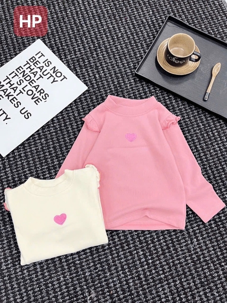 Áo giữ nhiệt trái tim bé gái