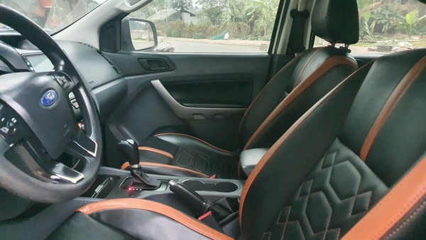 Xe - Ô tô bán tải Ford Ranger XLS AT 2016 (trắng)