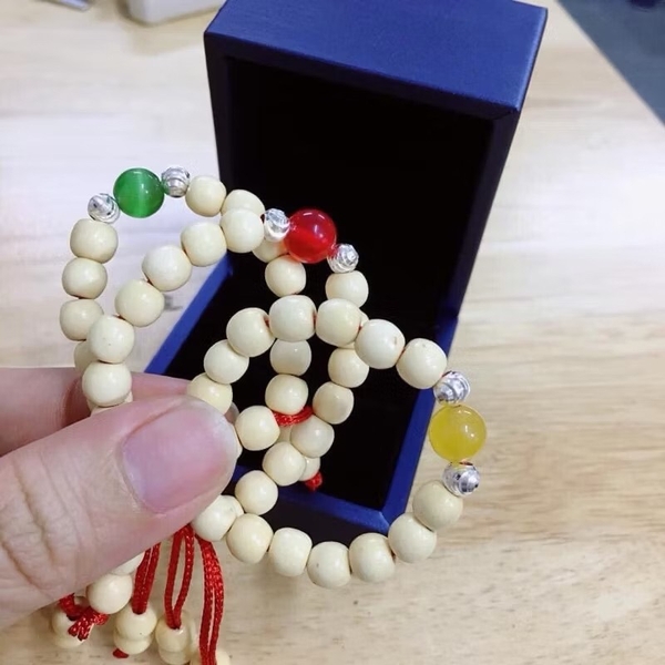 Vòng dâu tằm (bạc)