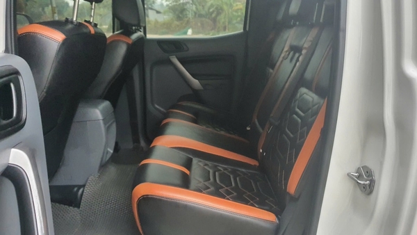 Xe - Ô tô bán tải Ford Ranger XLS AT 2016 (trắng)