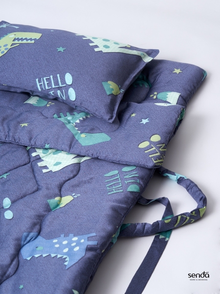 Bộ chăn gối nệm cho bé gấp gọn 5 trong 1 Lụa Tencel họa tiết - Gấu du hành