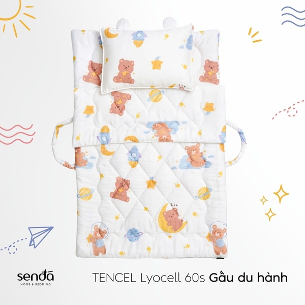 Bộ chăn gối nệm cho bé gấp gọn 5 trong 1 Lụa Tencel họa tiết - Gấu du hành