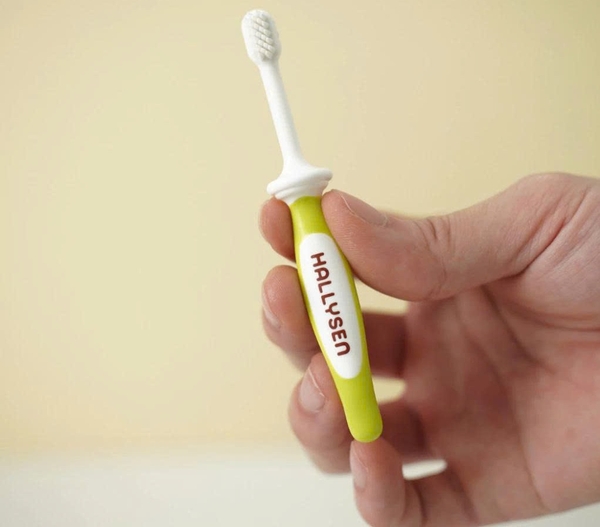 Bộ bàn chải TPE Hallysen cho bé
