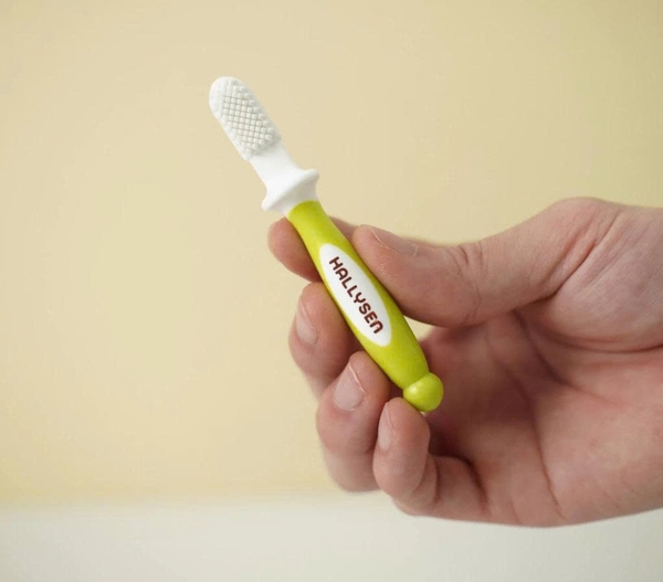 Bộ bàn chải TPE Hallysen cho bé