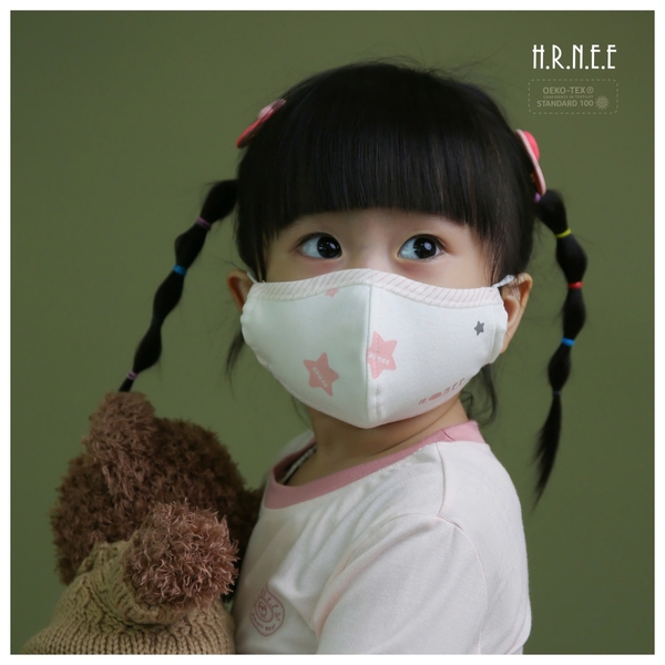 Khẩu trang kháng khuẩn Honee (Set 2 chiếc)