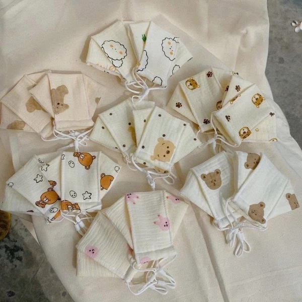 Khẩu trang Ulachois vải xô muslin organic 3 lớp kháng khuẩn cho bé