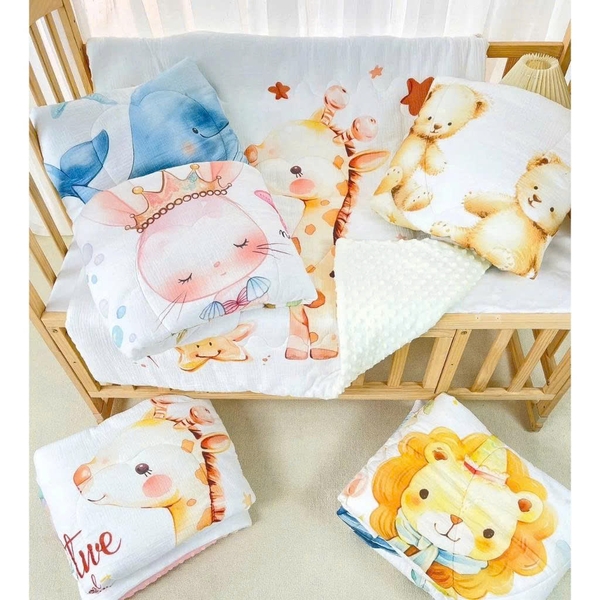 Chăn Trần Bông 4D Zeloo Manny  110x110cm (họa tiết ngẫu nhiên)