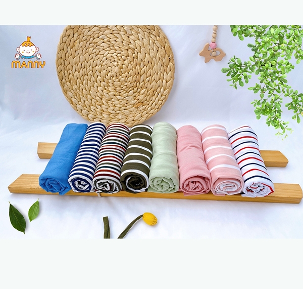 Khăn quấn chũn Manny cho bé từ 3-10kg (họa tiết ngẫu nhiên)