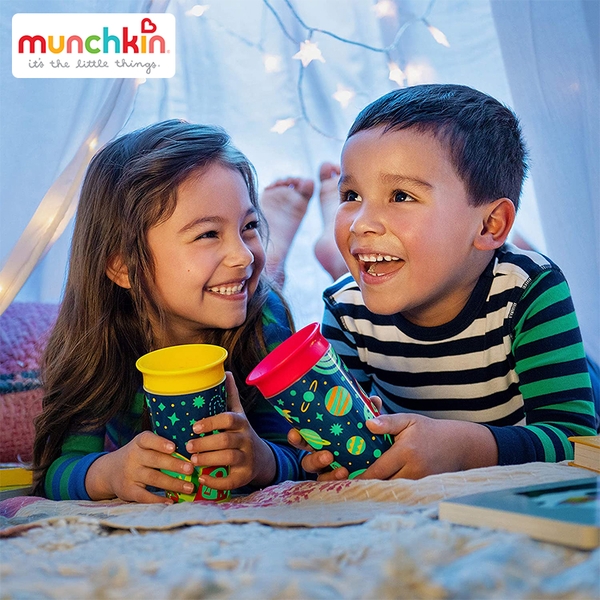 Cốc 360 độ chống đổ phát sáng Munchkin MK21193 (266ml)
