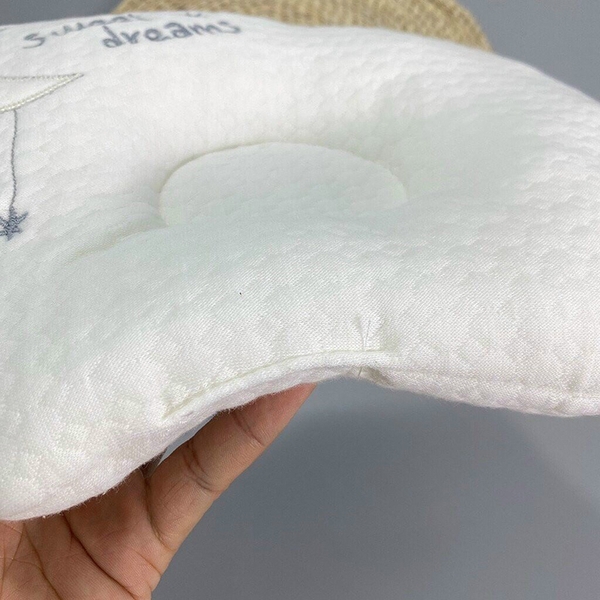 Gối Bebe Comfort 35x20cm, màu sắc ngẫu nhiên