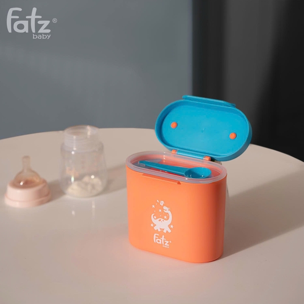Hộp đựng sữa bột cho bé Fatzbaby 600ml