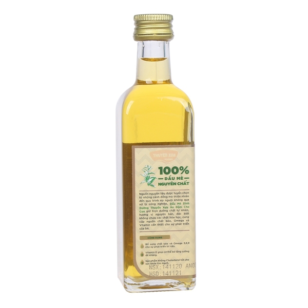 Dầu mè nguyên chất dinh dưỡng cho bé ăn dặm Thuyền Xưa 65ml