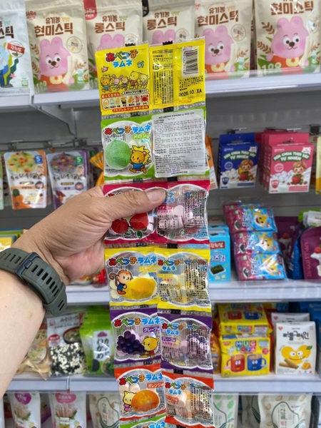 Kẹo Abekko Ramune Vitamin C vị trái cây (10 gói/ dây)